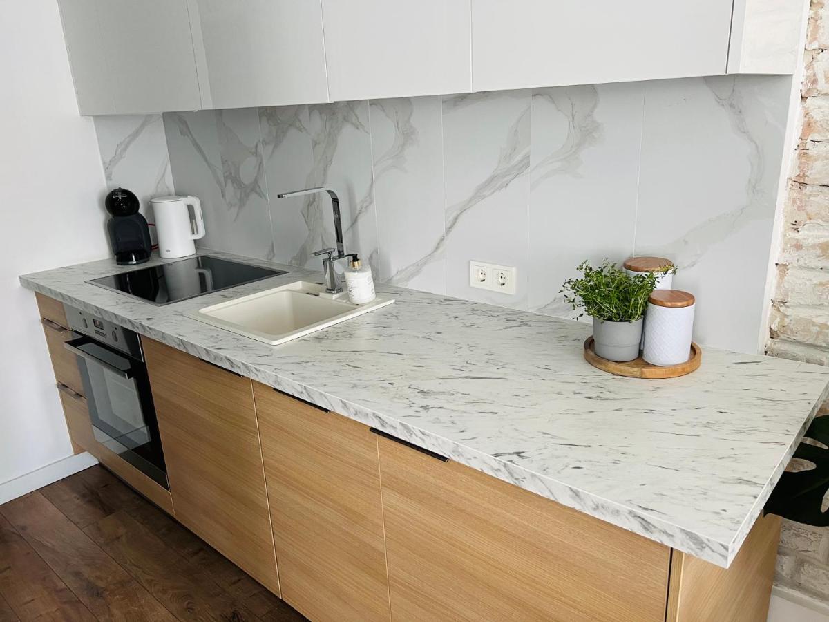 The Right Coast Apartment With Free Private Parking Riga Exterior photo