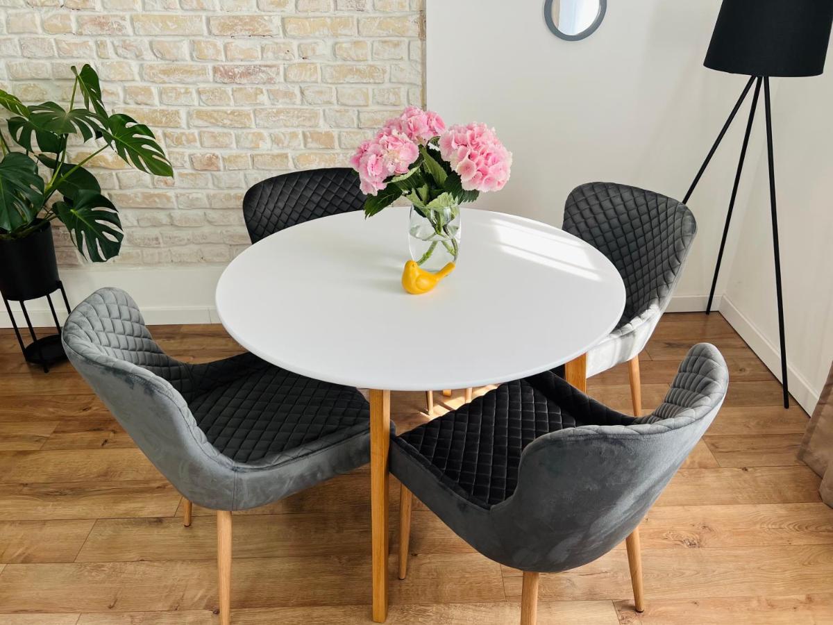 The Right Coast Apartment With Free Private Parking Riga Exterior photo