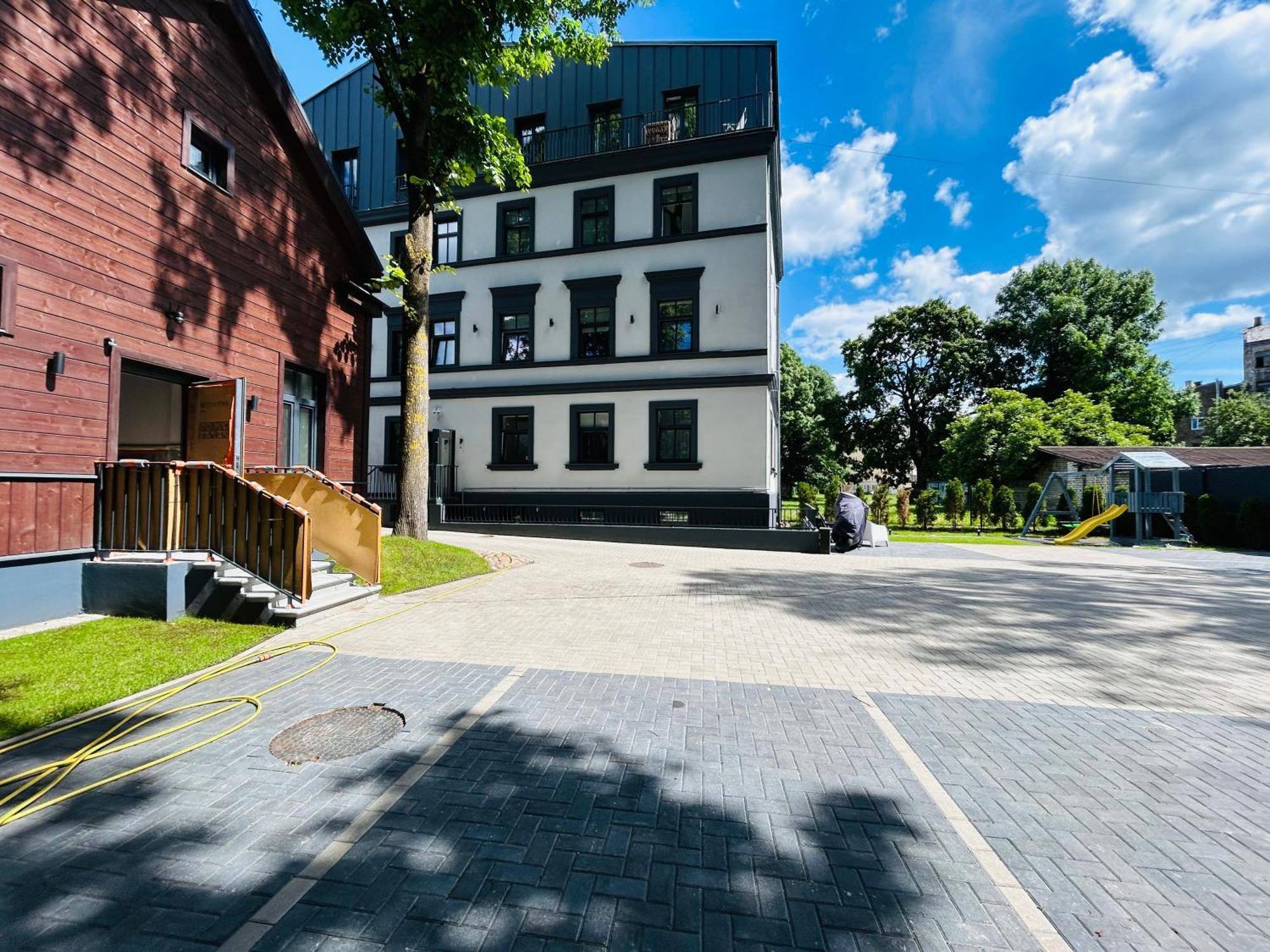 The Right Coast Apartment With Free Private Parking Riga Exterior photo